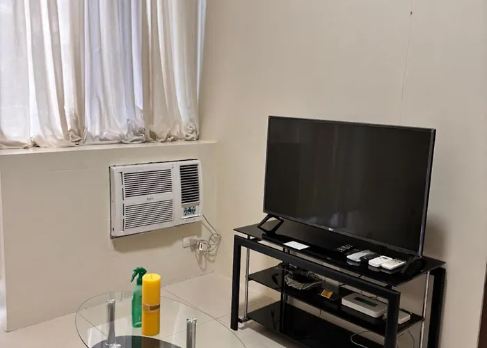 Sheila's Condotel At One Palm Tree Апартаменты